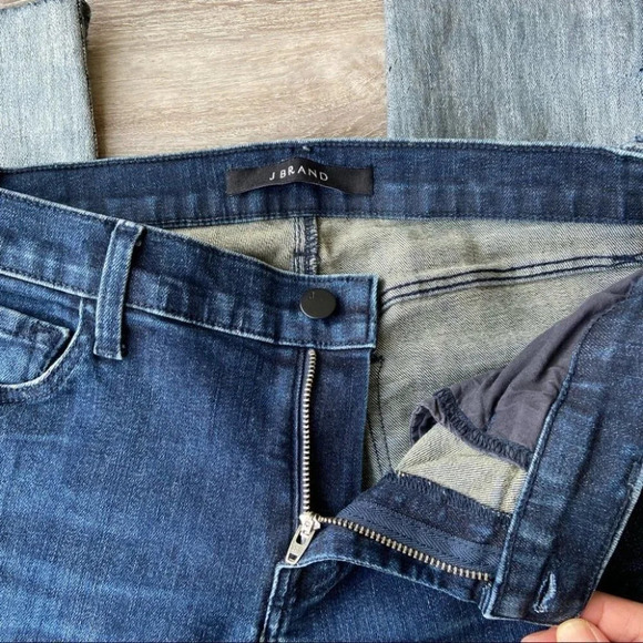 J Brand 811 CUTOFF  STEP HEM SKINNY JEANS IN SILVER POOL - Picture 13 of 16